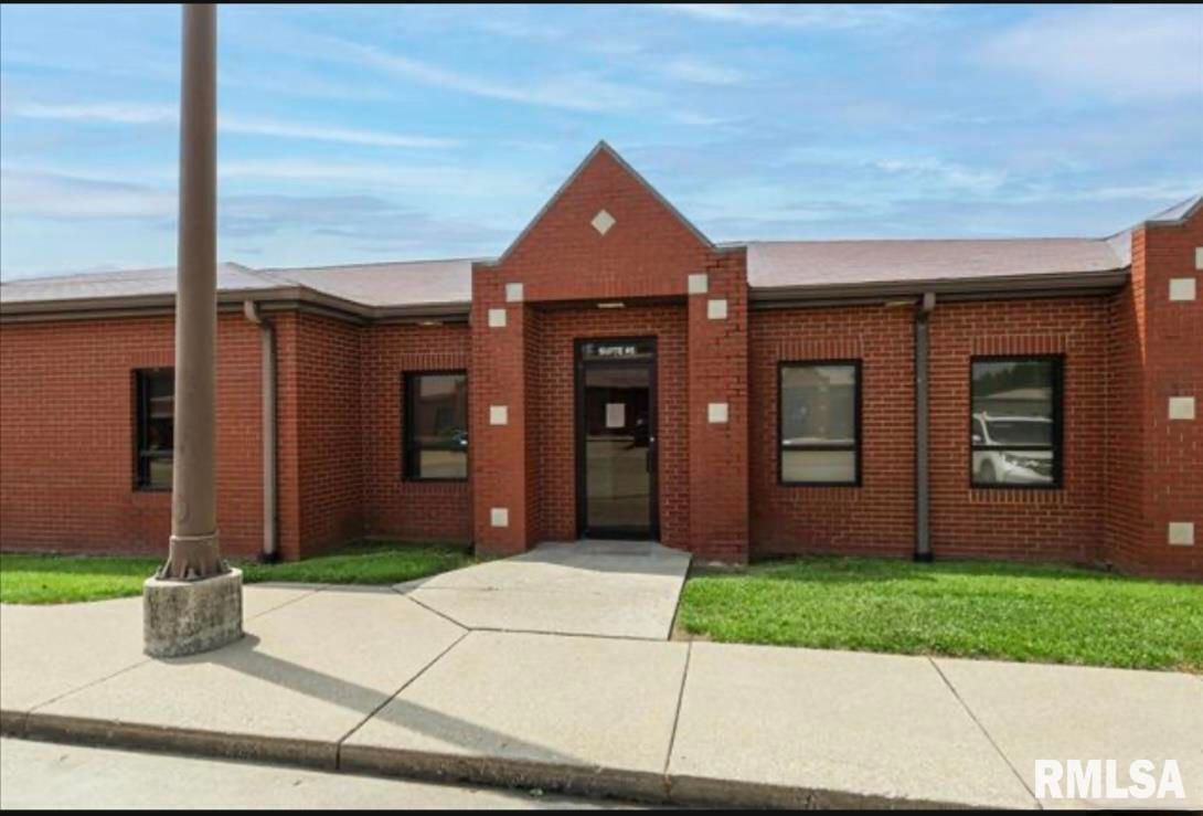 1009 S 42ND Street Suite 5 — Mt Vernon, IL 62864