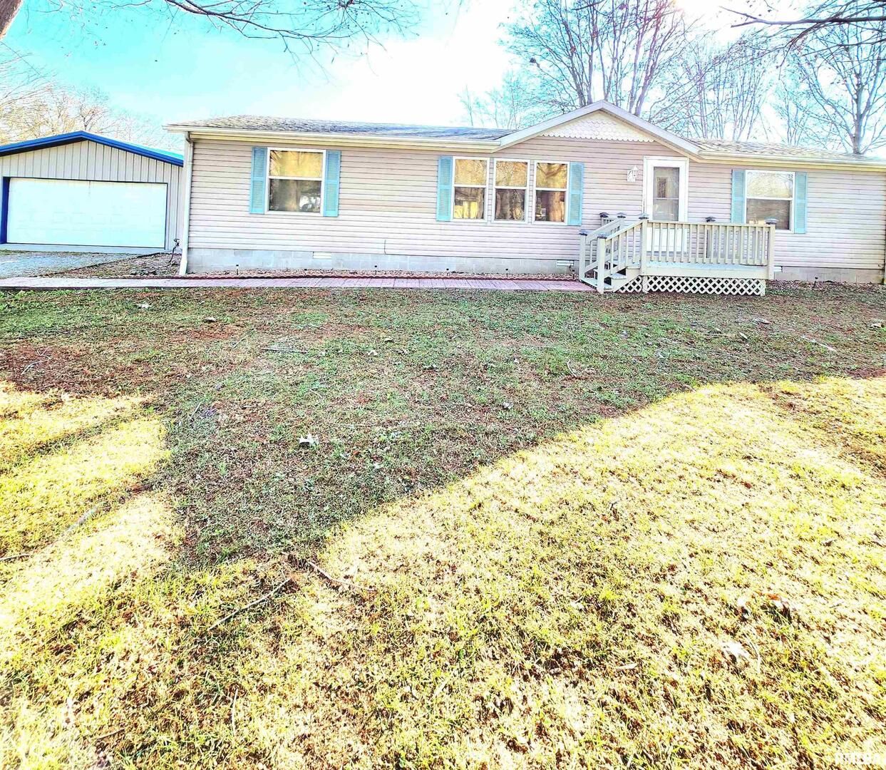 37 JANET Street — Murphysboro, IL 62966