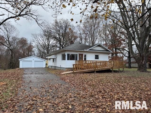 5267 Old North Road — Christopher, IL 62822