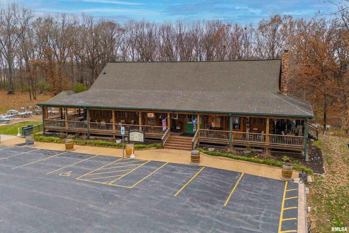 14931 Highway 37 Highway, Whittington, IL 62897