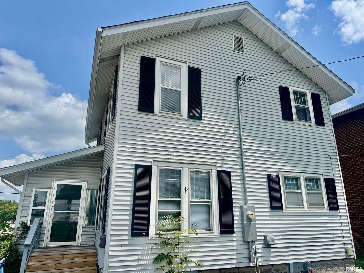 601 BROADWAY — Mt Vernon, IL 62864