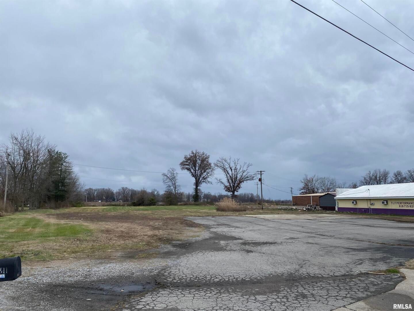 1213 US 45 — Eldorado, IL 62930