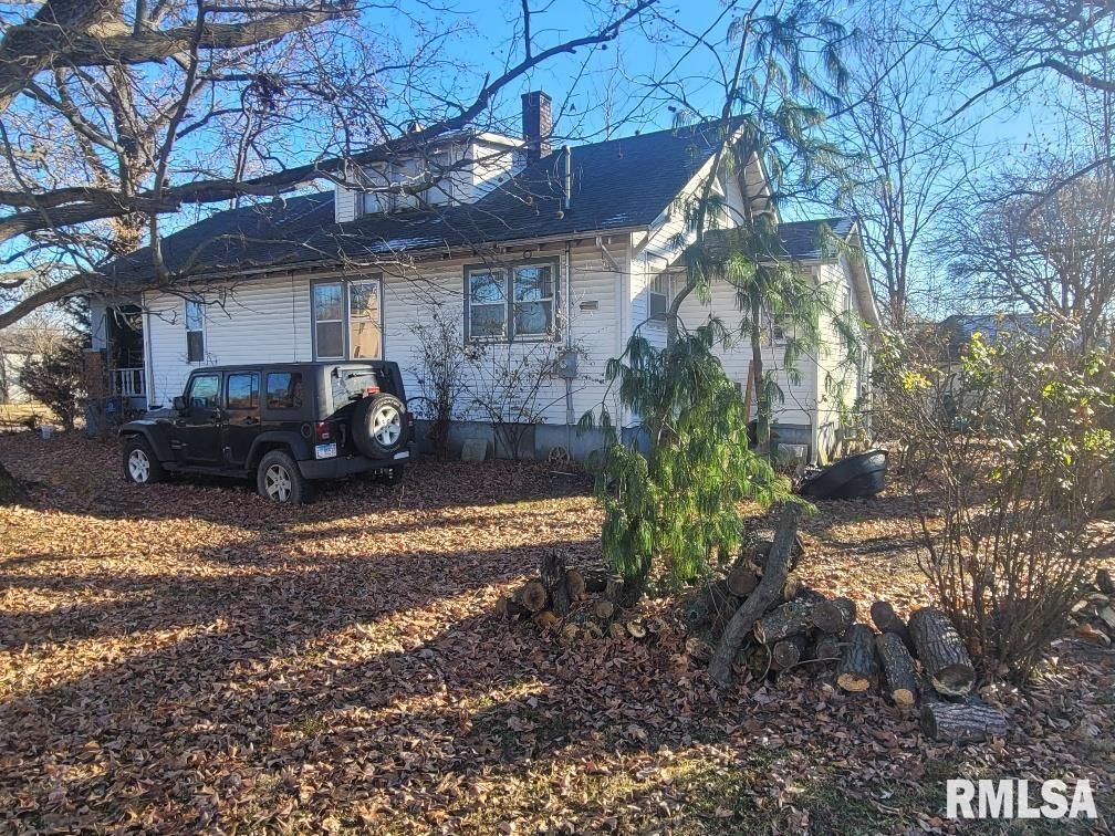 511 SE 4TH Street, Fairfield, IL 62837