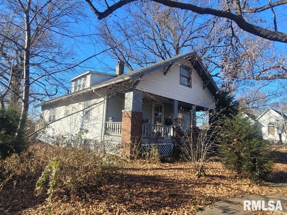 511 SE 4TH Street, Fairfield, IL 62837