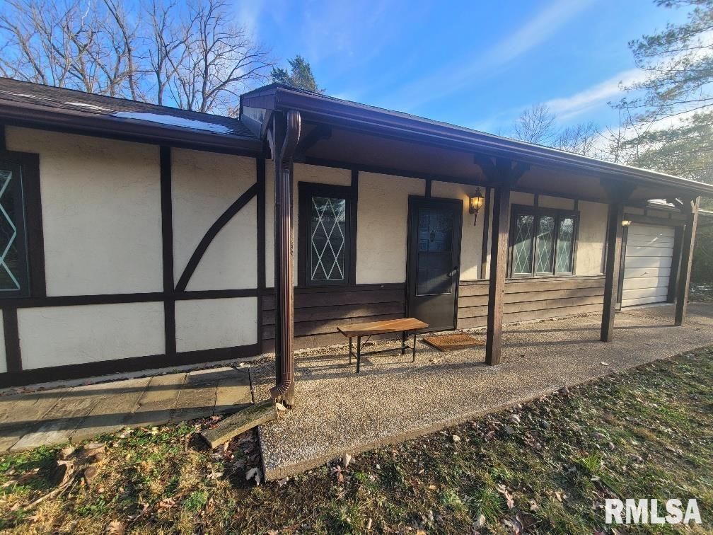 12 EDGEWOOD Lane, Belleville, IL 62223