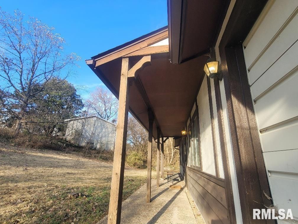 12 EDGEWOOD Lane, Belleville, IL 62223