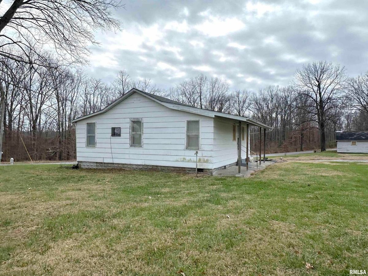 20 Mount Pisgah Road, Buncombe, IL 62912