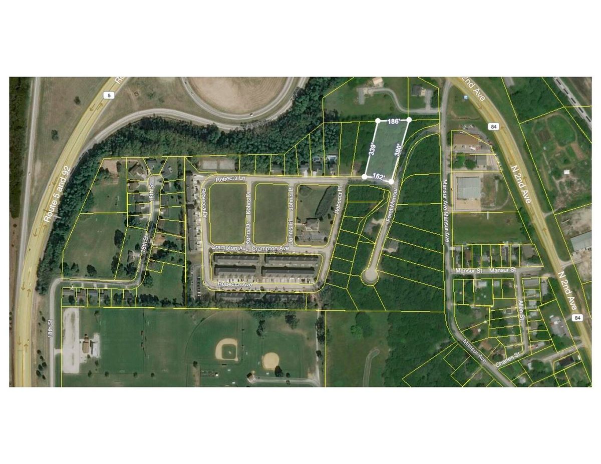 704 MANSUR Lane, Carbon Cliff, IL 61239