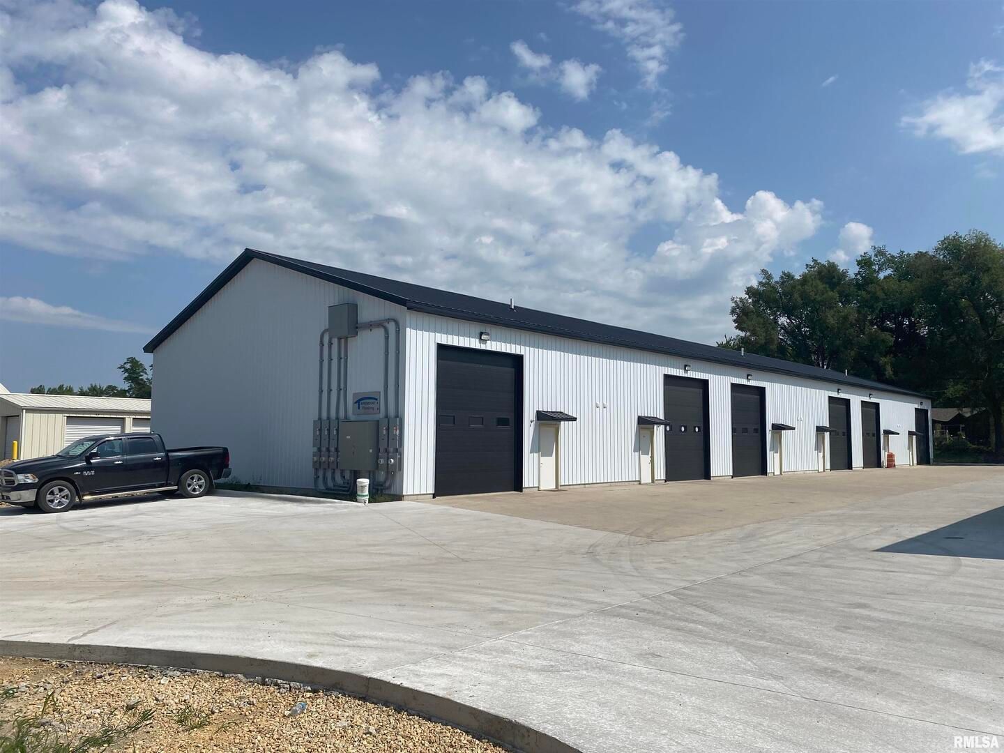 7205 HANCOCK Court #2B — Davenport, IA 52806