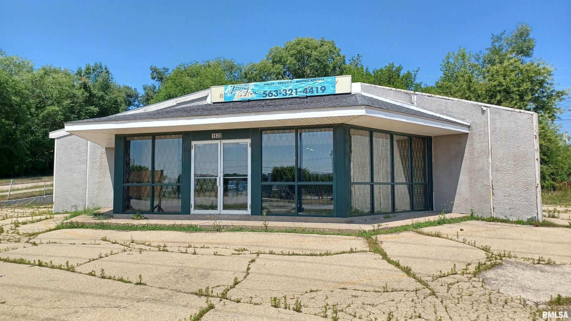 1630 Camanche Avenue — Clinton, IA 52732