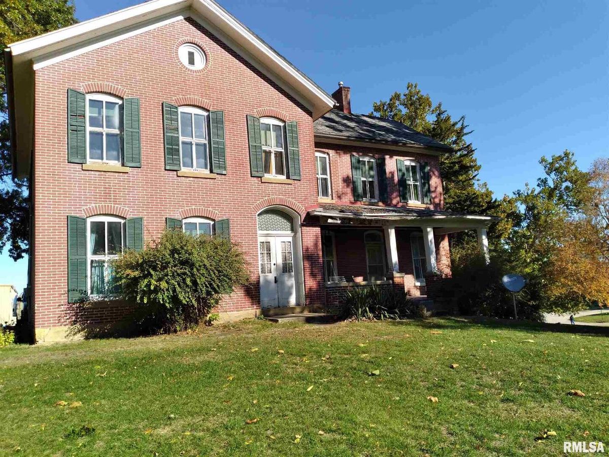 1018 8TH Avenue, Fulton, IL 61252