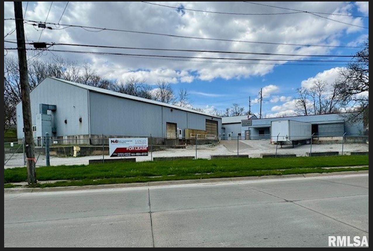 2902 INDIAN Road — Davenport, IA 52802