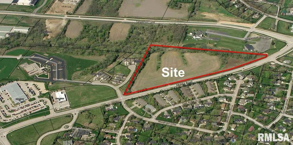 4100 MIDDLE Road, Bettendorf, IA 52722