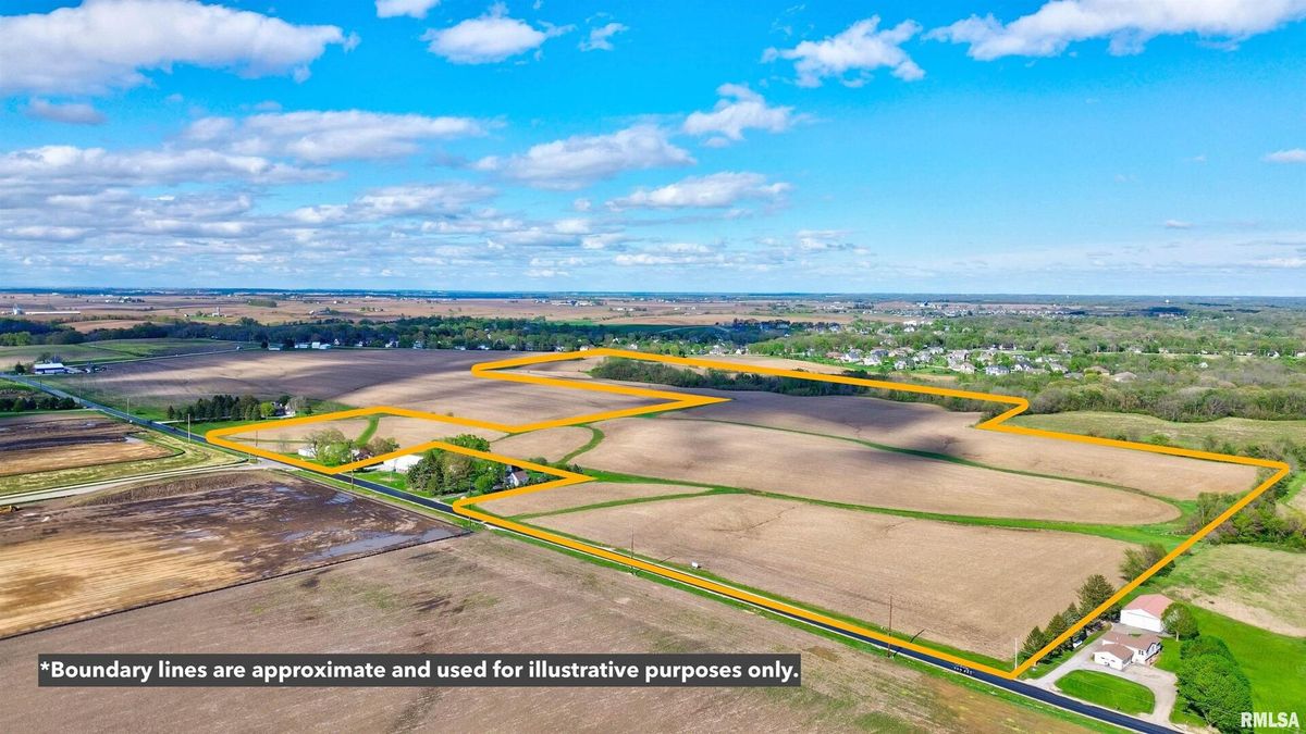 18979 CRISWELL Street, Bettendorf, IA 52722