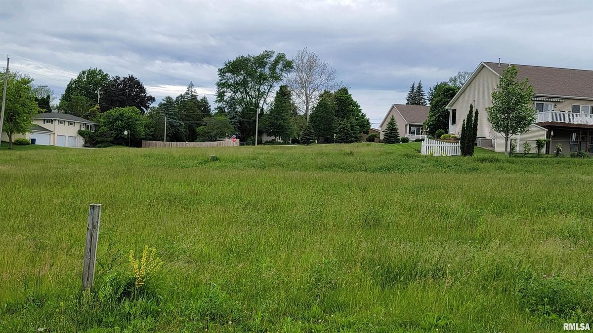 1810 6TH Street, Coal Valley, IL 61240