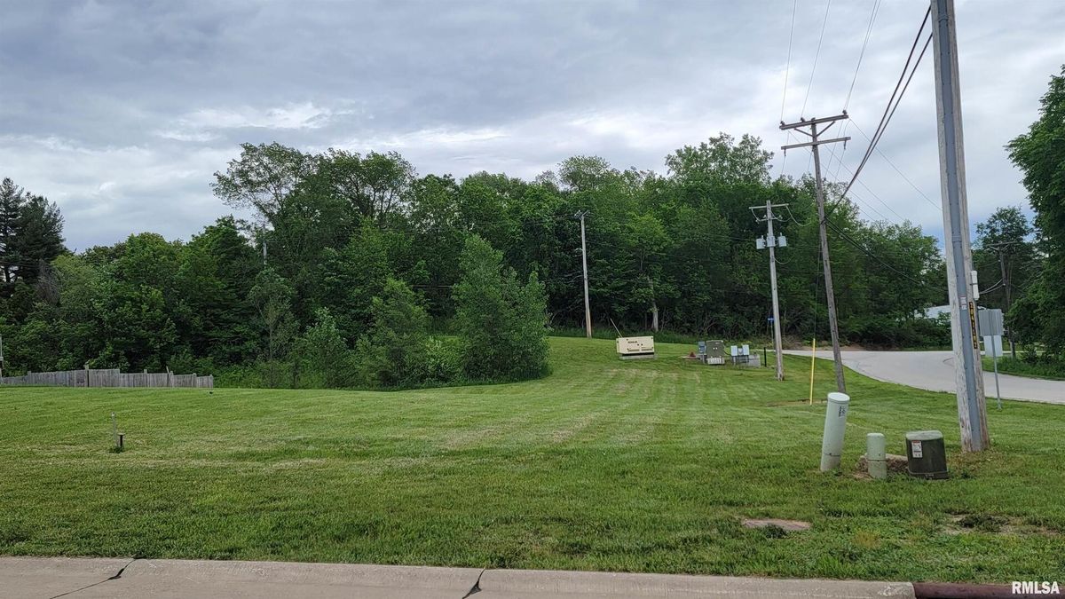 1815 6TH Street, Coal Valley, IL 61240