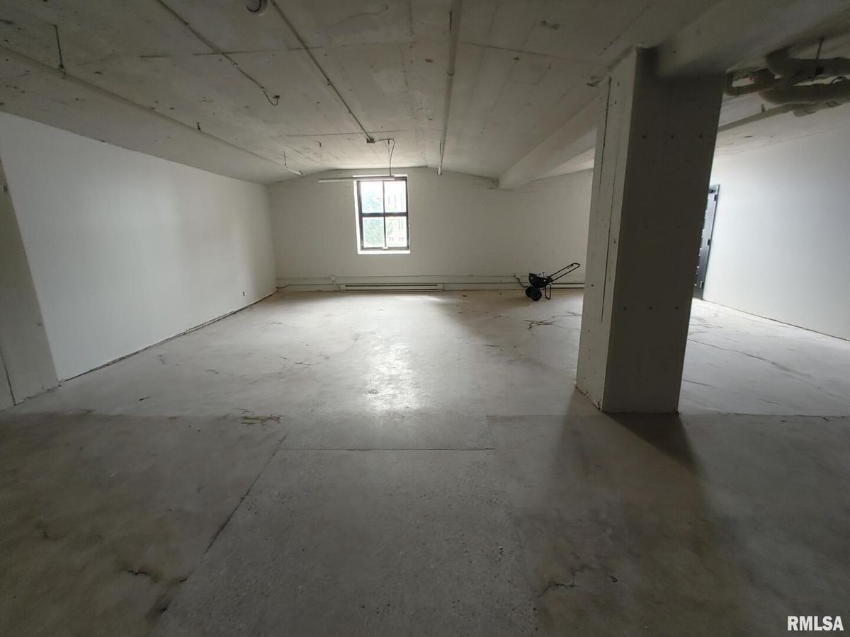 736 FEDERAL Street, Davenport, IA 52803