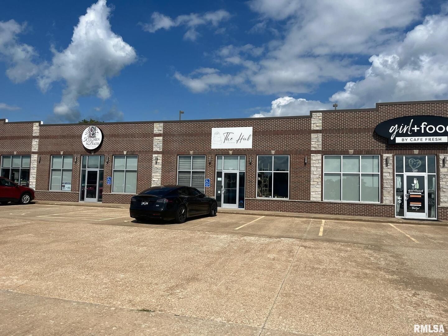 5345 BELLE Avenue #2 — Davenport, IA 52807