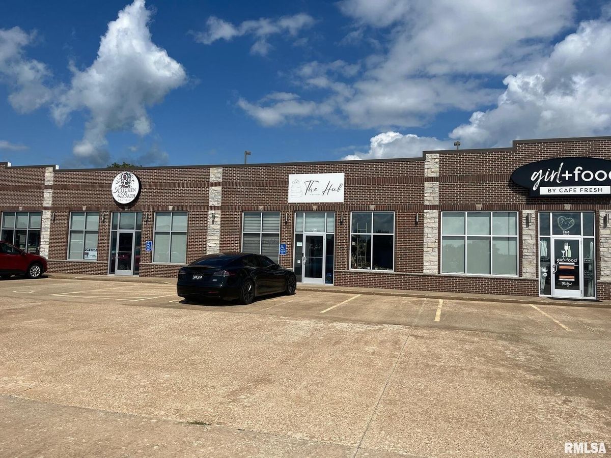 5345 BELLE Avenue, Davenport, IA 52807