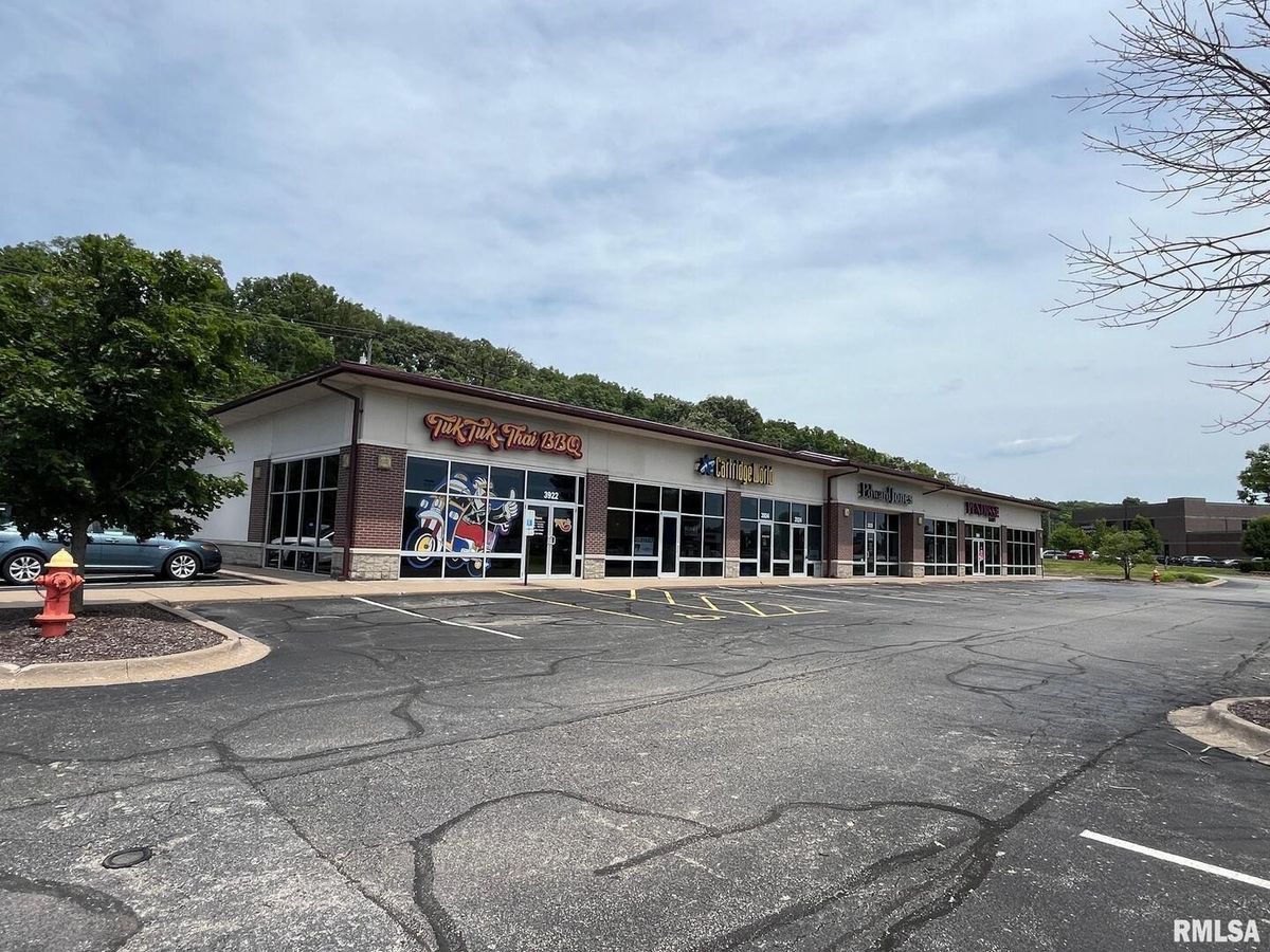 3930 38TH Avenue, Moline, IL 61265