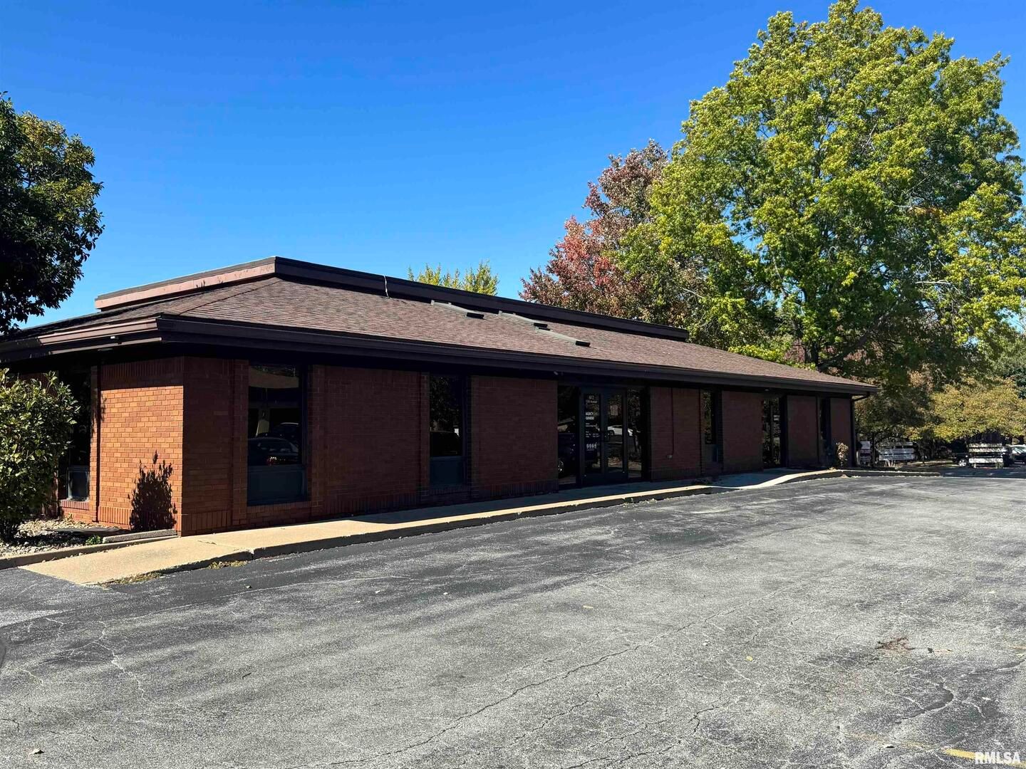 612 35TH Avenue — Moline, IL 61265