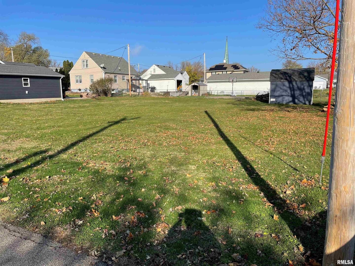 00 E 3RD Street — De Witt, IA 52742
