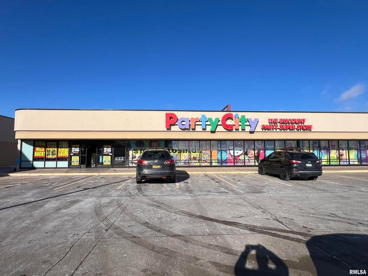 4371 16TH Street, Moline, IL 61265