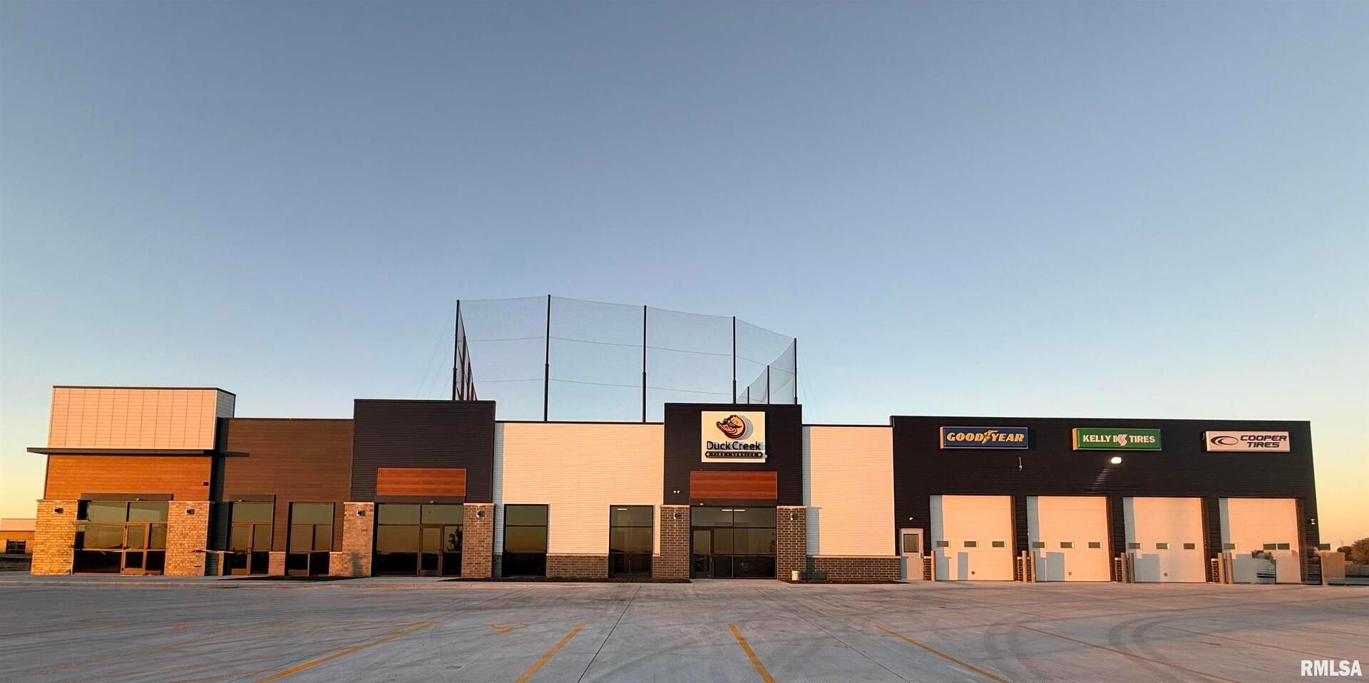 5620-5624 Forest Grove Drive — Bettendorf, IA 52722