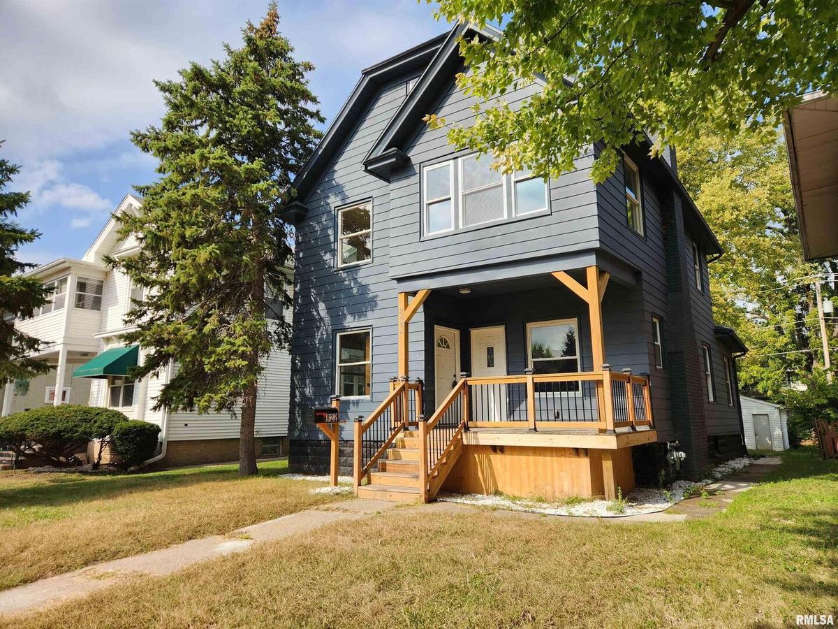 822 6th Avenue, Clinton, IA 52732