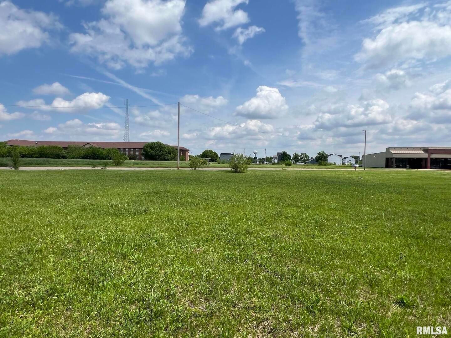 0 5TH Street #Lot 4 — Silvis, IL 61282