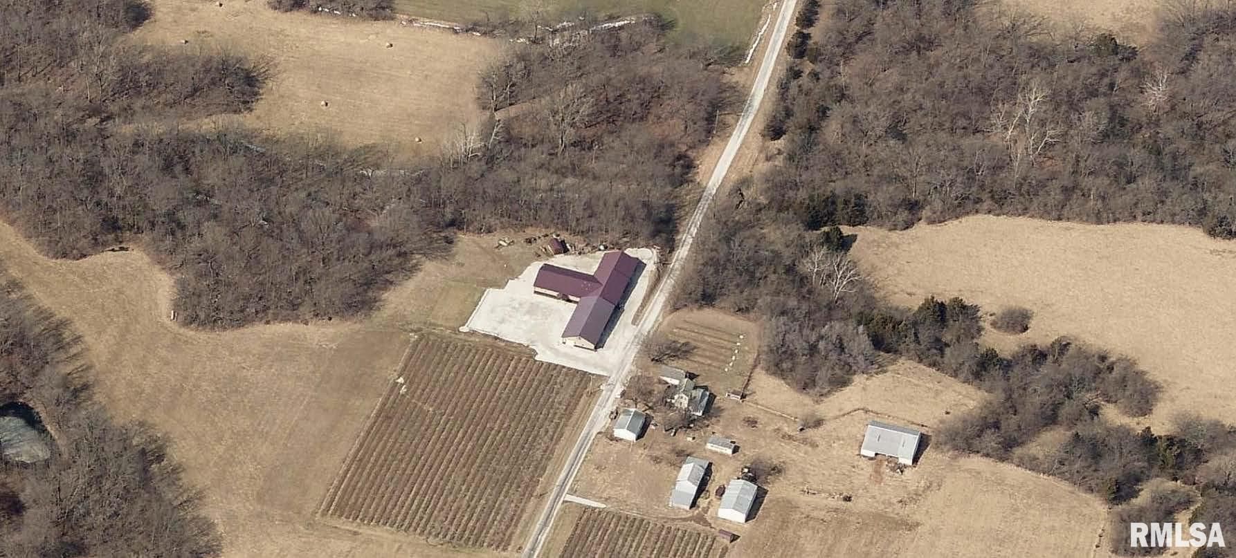 2142 N Hancock County Road — Nauvoo, IL 62354