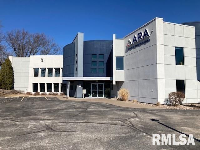 1900 19TH Street — Moline, IL 61265