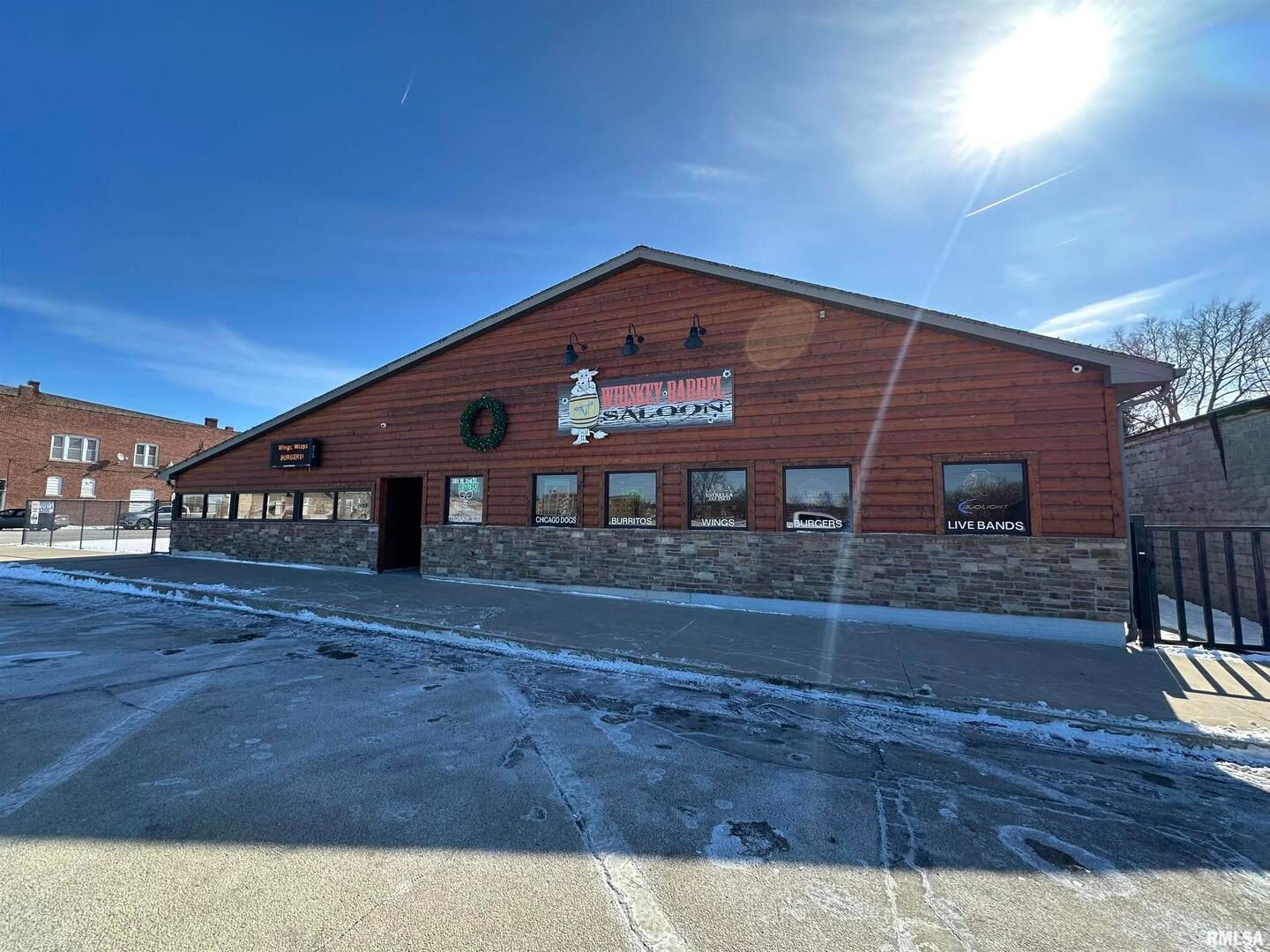 305 W 2ND Street — Rock Falls, IL 61071