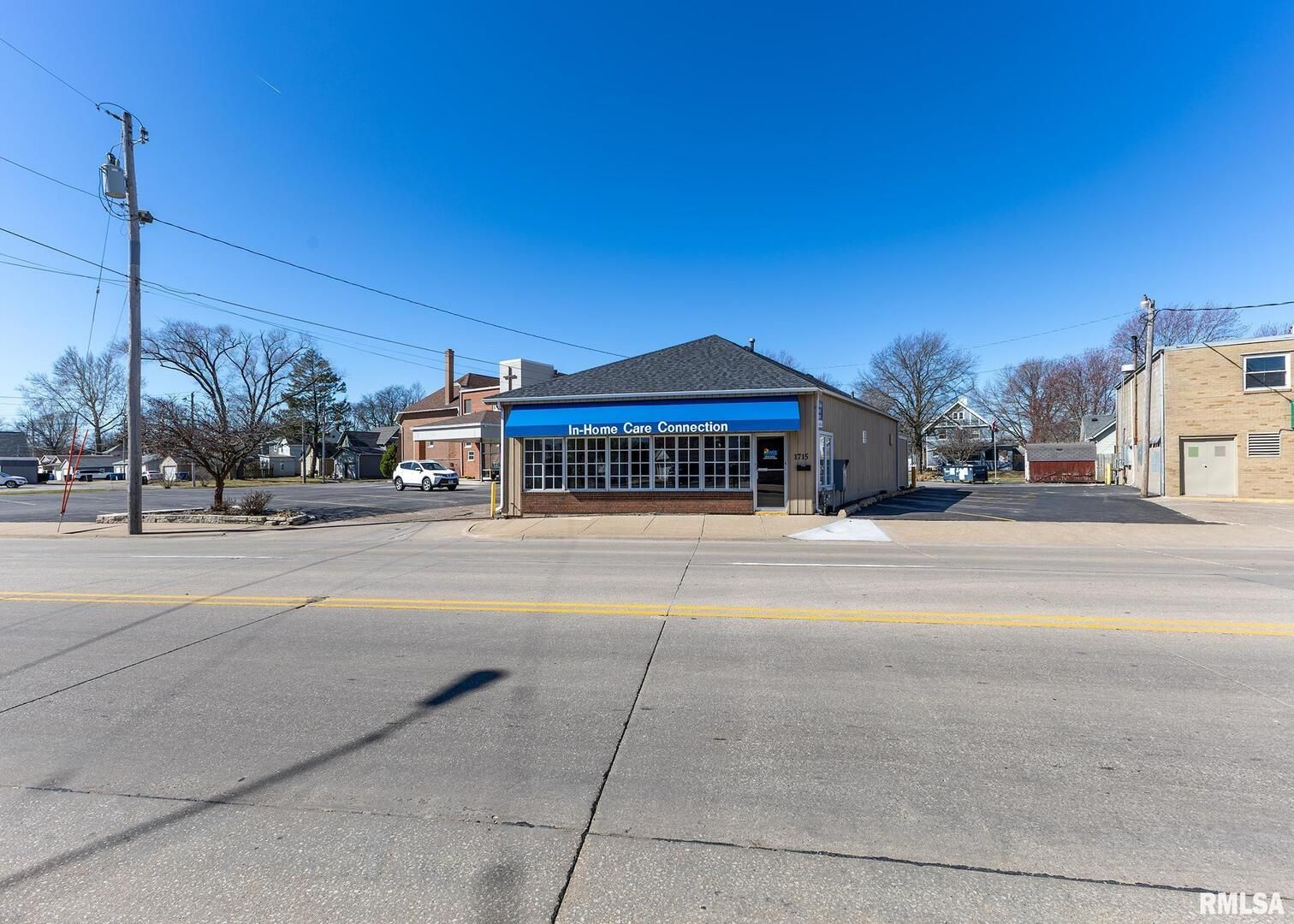 1715 15TH Street Place — Moline, IL 61265