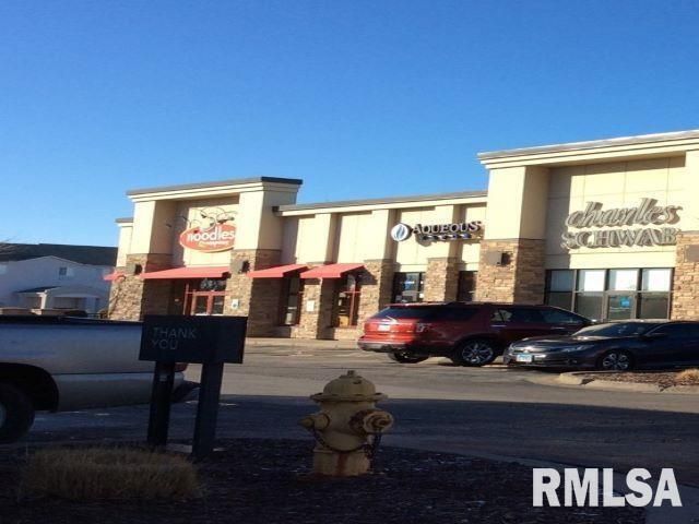 5345 ELMORE Avenue — Davenport, IA 52807