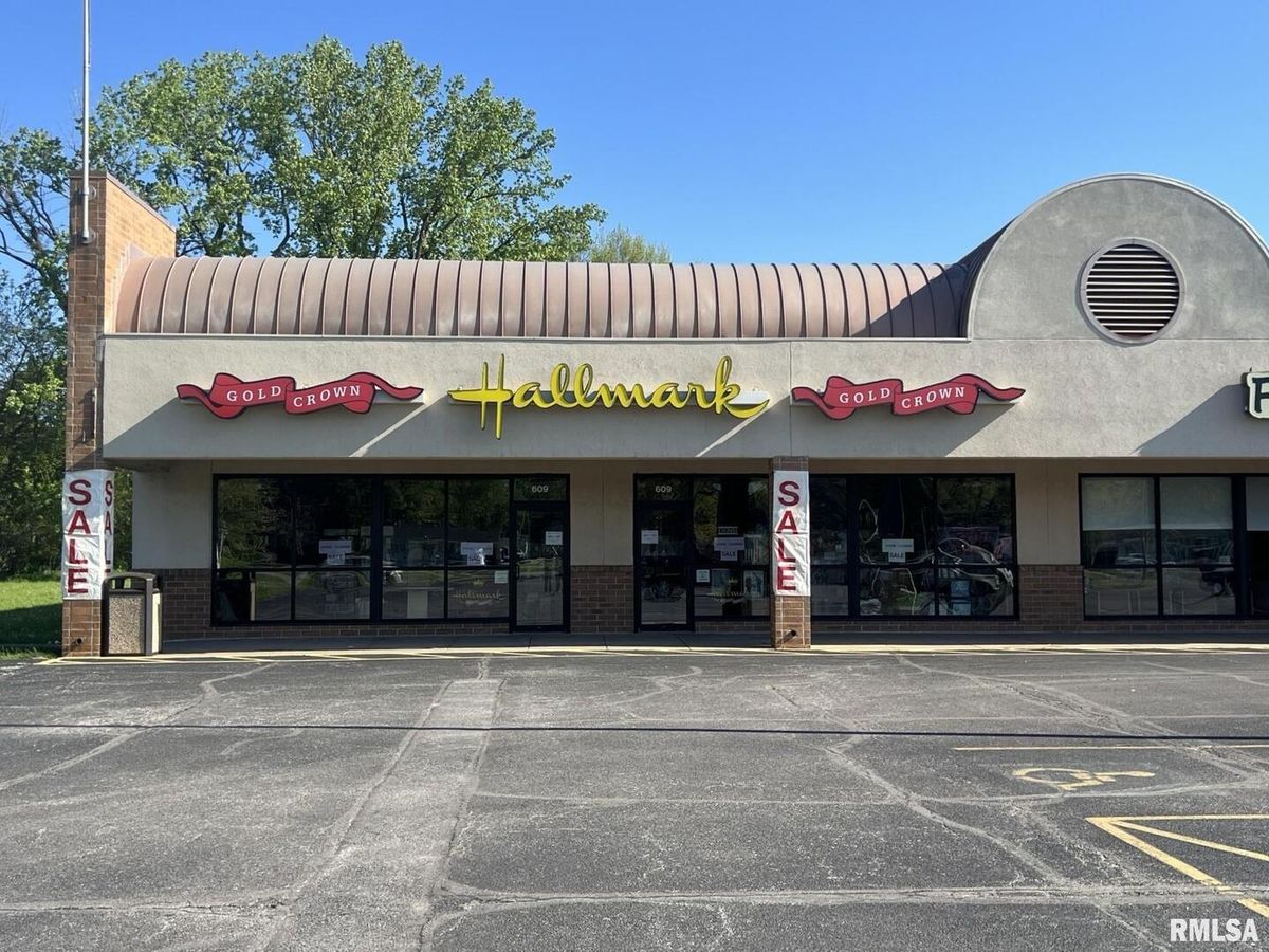 609 AVENUE OF THE CITIES, East Moline, IL 61244