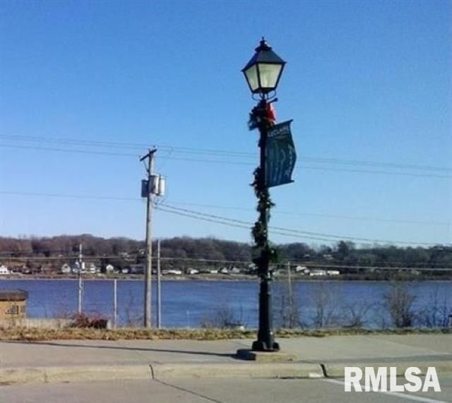 Lot A B C D CODY Road, Le Claire, IA 52753