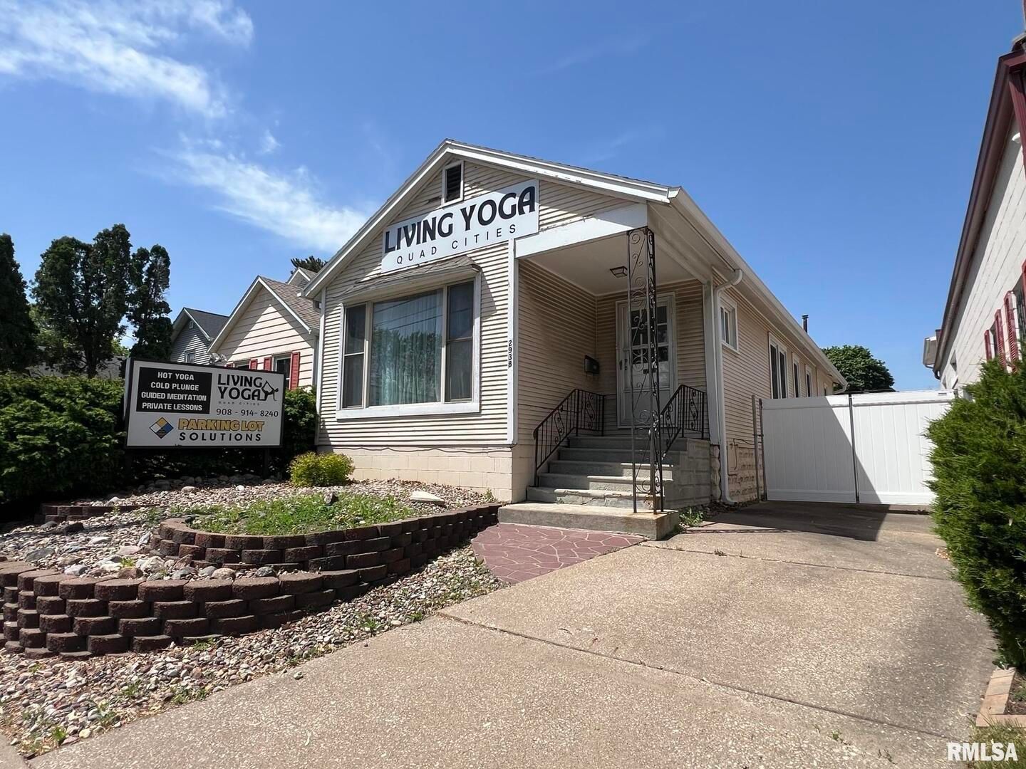 2938 HARRISON Street — Davenport, IA 52803