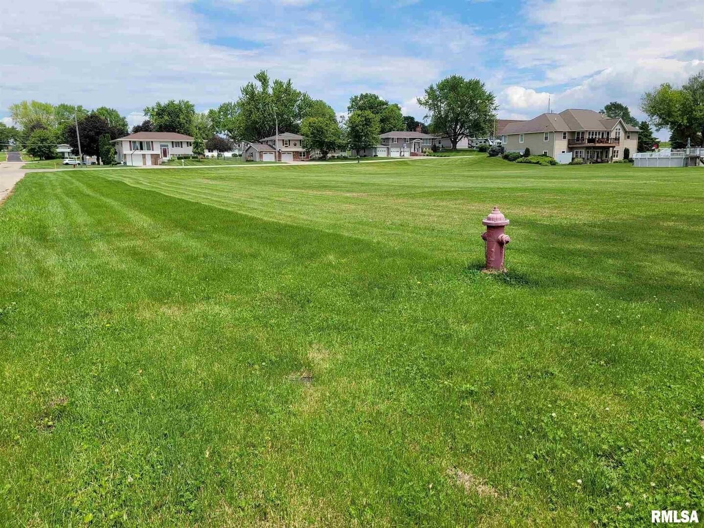 000 4TH Avenue — Fulton, IL 61252