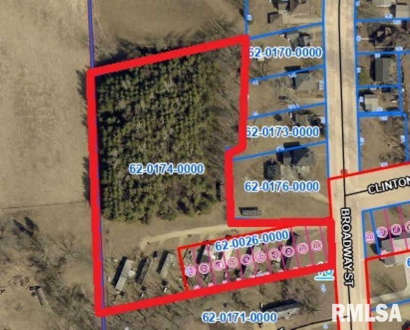 131 BROADWAY Street, Charlotte, IA 52731