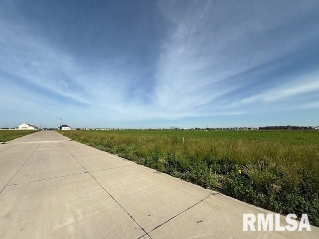 5494 Meghan Avenue — Bettendorf, IA 52722