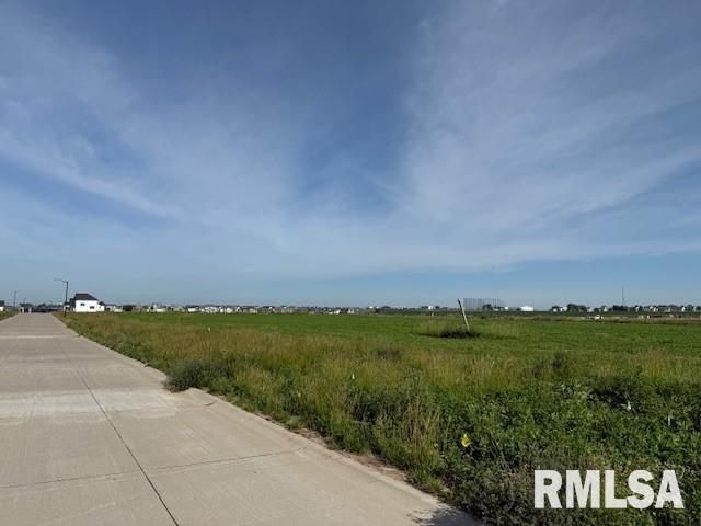 6708 Meghan Avenue — Bettendorf, IA 52722