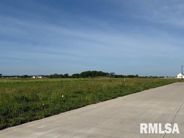 6721 Meghan Avenue — Bettendorf, IA 52722