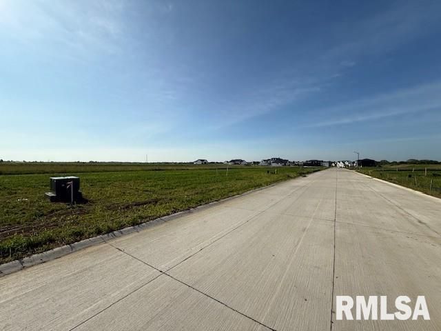 6961 Meghan Avenue — Bettendorf, IA 52722