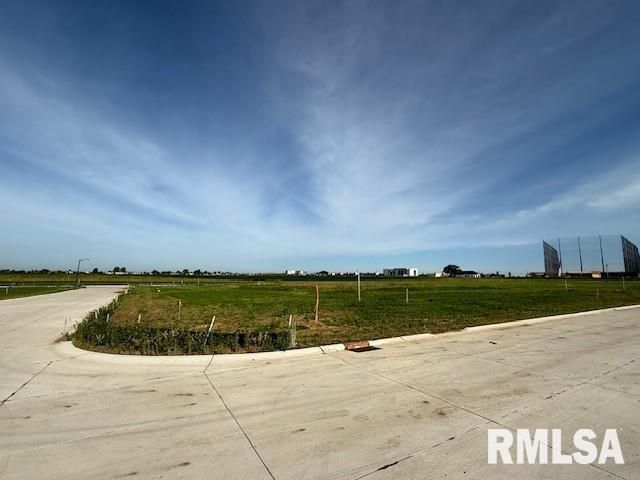 6396 RYAN Road — Bettendorf, IA 52722