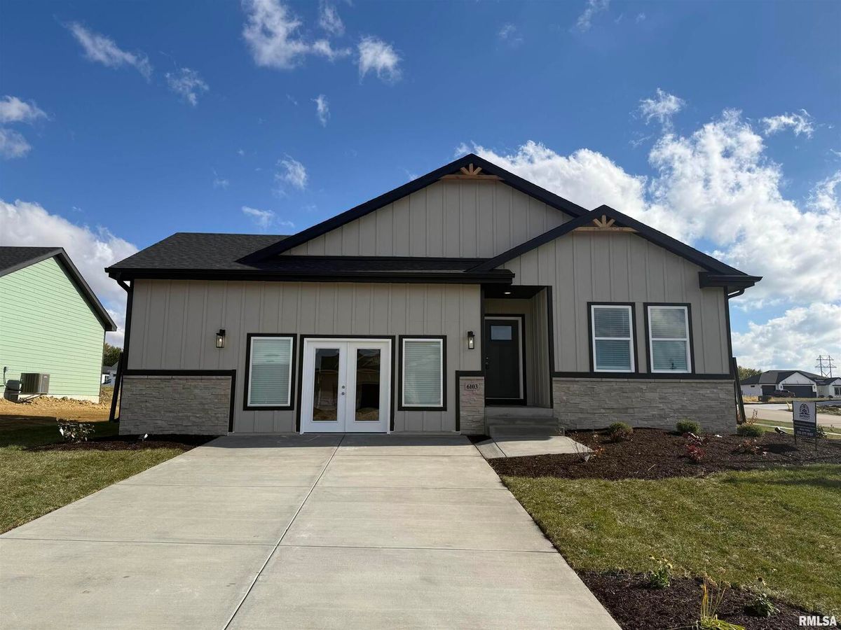 6103 THOR Avenue, Davenport, IA 52807