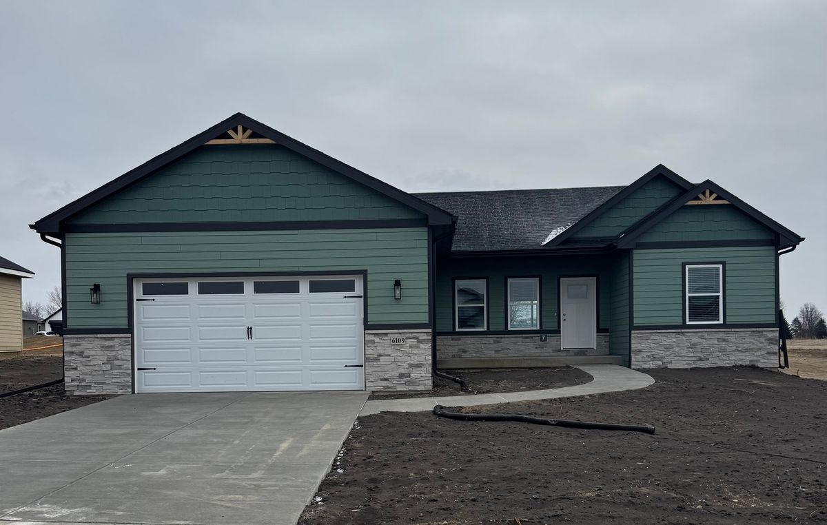 6109 THOR Avenue, Davenport, IA 52807