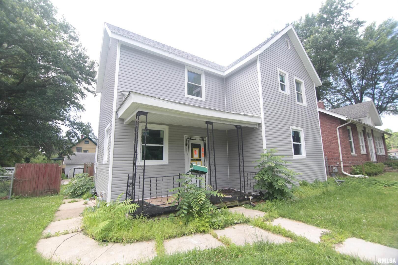 2243 W 4TH Street — Davenport, IA 52802