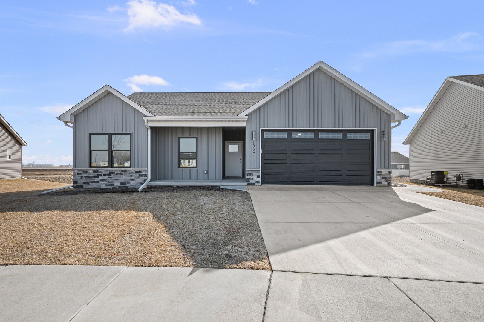 1832 Redbud Circle — Eldridge, IA 52748