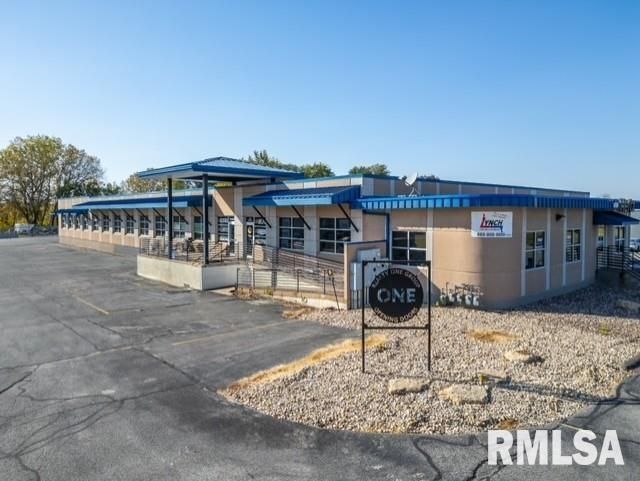 4726 N BRADY Street #SE — Davenport, IA 52806